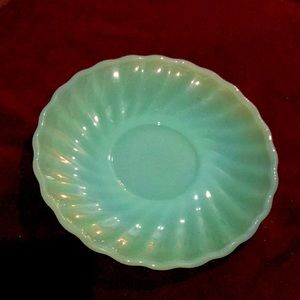 Vintage Anchor hocking FireKing Saucer Jadeite pattern.